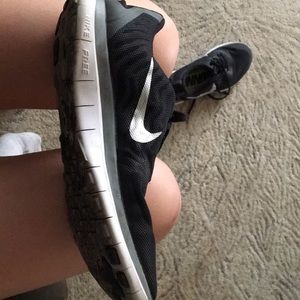 Nike black sneakers
